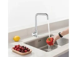 AICA Wasserhahn 360° Drehbare Wassersparende Chrom Küchenarmatur Hochdruckfestes Design aus 304 Edelstahl Gefertigt Kaltes/Warmes Wasser