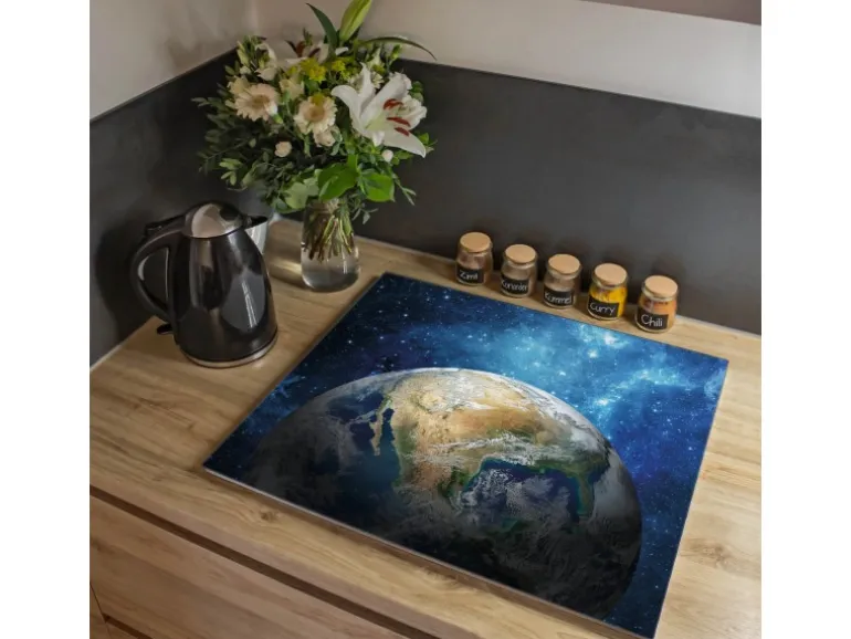 Banjado Herdabdeckplatte Glas 1 Teilig 60x52CM Schneidebrett Herdabdeckung Mit Motiv Erdkugel