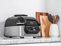 Ninja Grill und Heißluftfritteuse AG301EU Foodi Grau-Schwarz