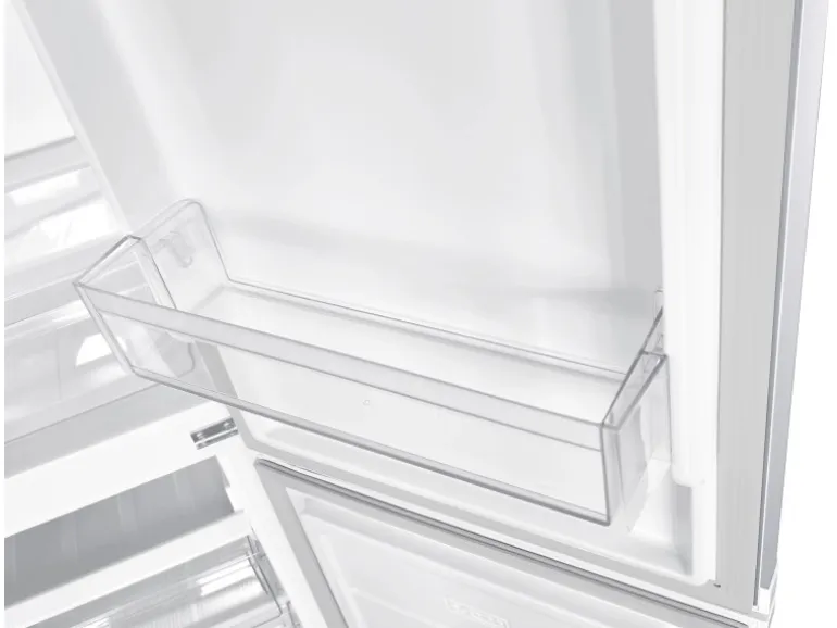 PKM Kühl-Gefrierkombination KG240EIX Inox-Design EEK: E