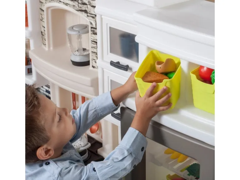 Step2 Spielküche Elegant Edge Kitchen