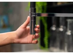 VIZIO 3 Wege Wasserhahn Küchenarmatur BOD mit 360° Schwenkbarem Auslauf Abnehmbare 2 Strahl Handbrause Verchromt   Schwarz