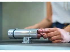 VIZIO Wasserhahn Vorfenster Küchenarmatur Umklappbar 6 CM mit 360° Schwenkbarem Auslauf Abnehmbare 2 Strahl Handbrause Verchromt   Grau