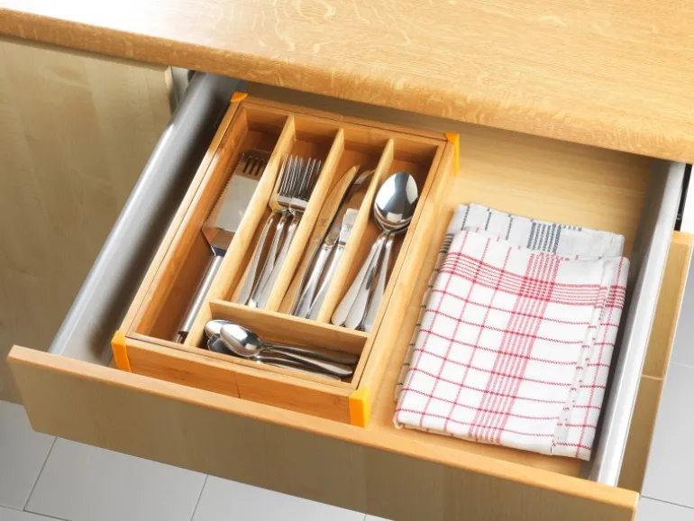 Wenko Besteckkasten Bambus Ausziehbar 25,7-38,5 cm x 5,1 cm x 35,7 cm