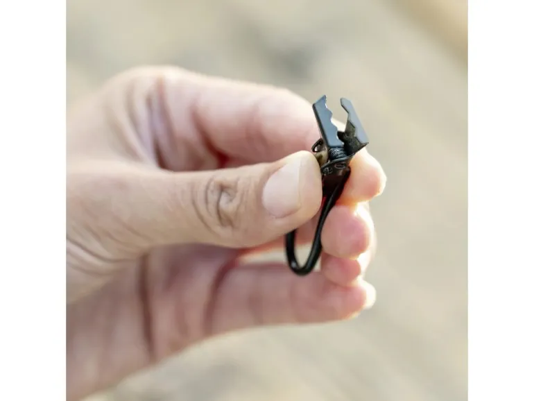 Wenko Klemm-Ösen Metall 1,7 cm x 5,3 cm x 1 cm Schwarz 4 Stück